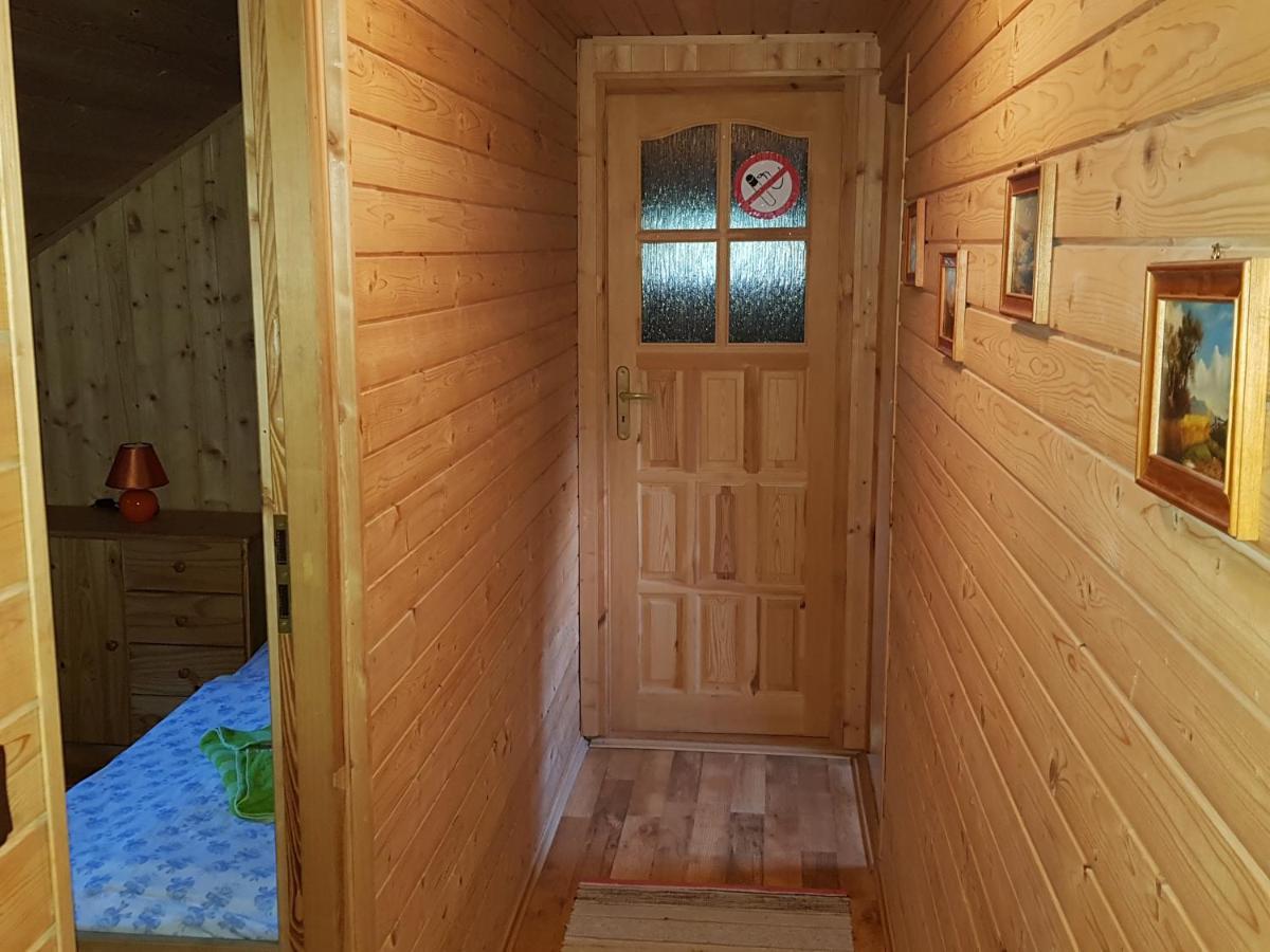 Chata Pod Skalou Valaská Exterior foto
